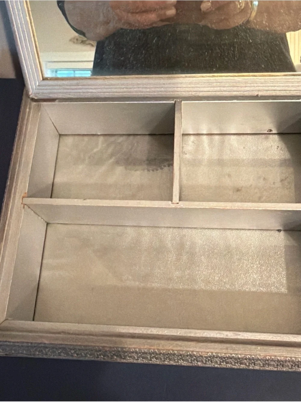 Vtg Wood Victorian Jewelry/Make-up/Keepsake Box - LaBoite Majestic de Cosmetique